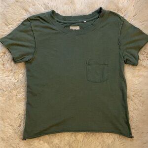 Green cropped t shirt